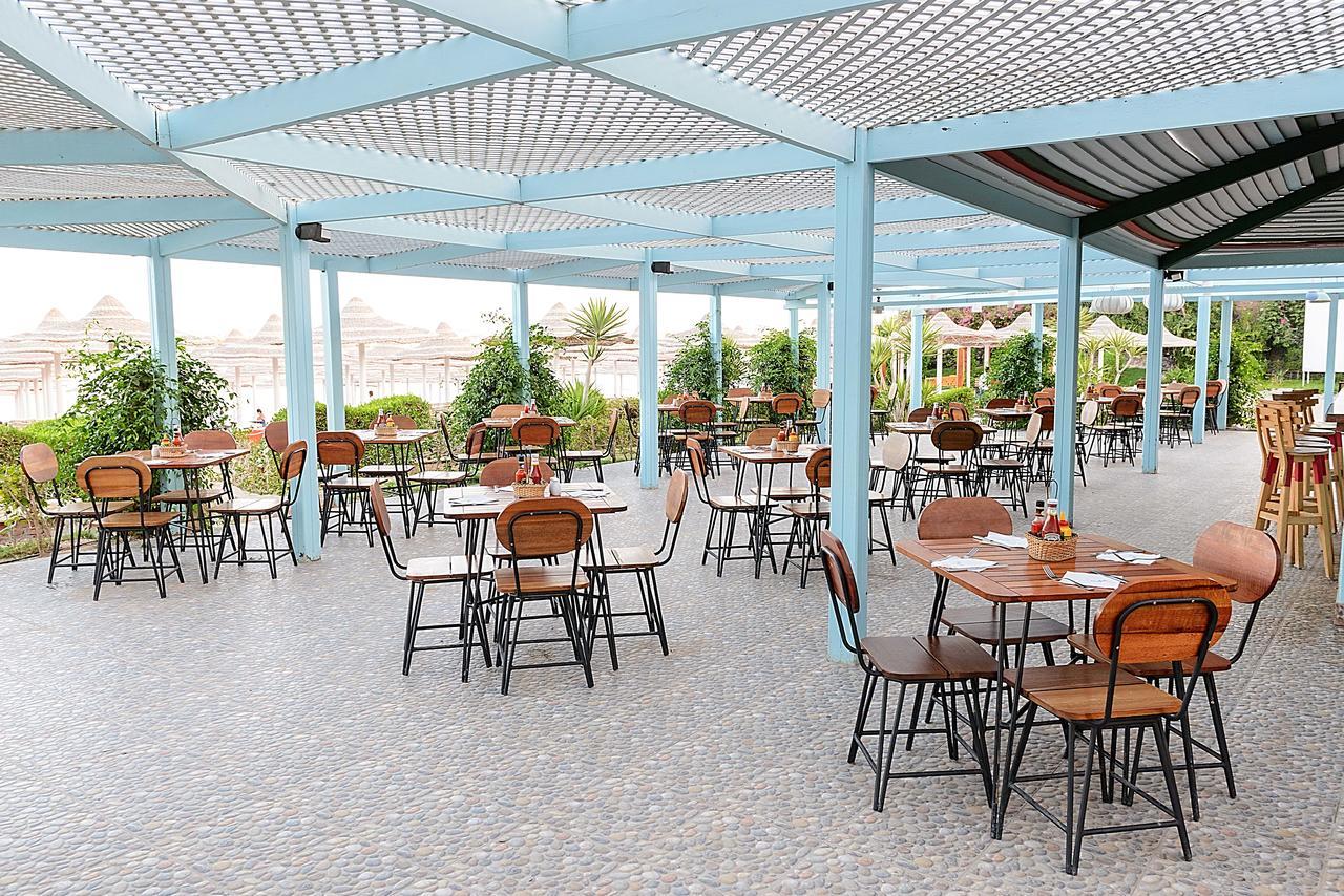 Prima Life Makadi Hotel Hurghada Bagian luar foto The restaurant at the pyramids